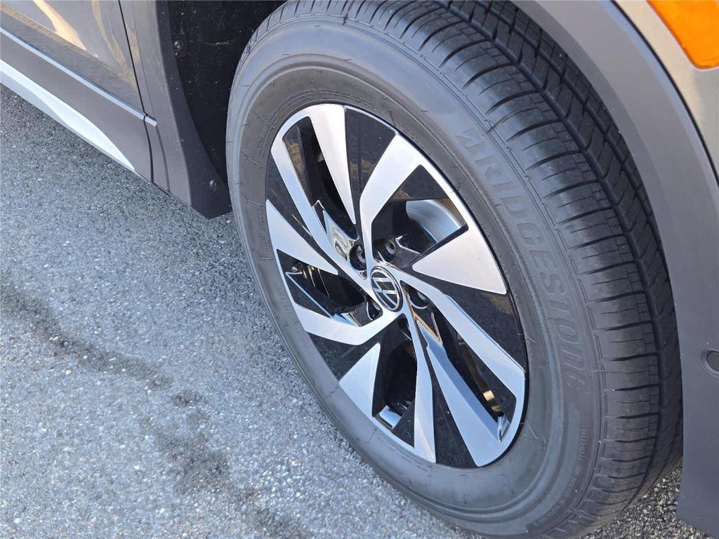 new 2026 Volkswagen Tiguan car, priced at $32,434