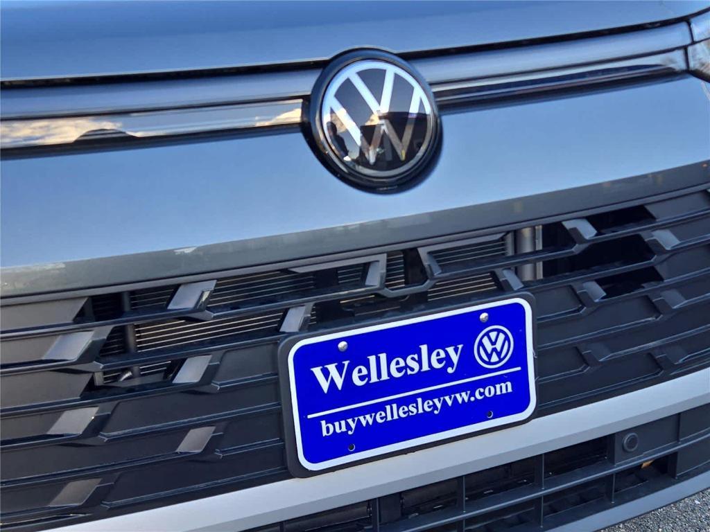 new 2026 Volkswagen Tiguan car, priced at $32,434