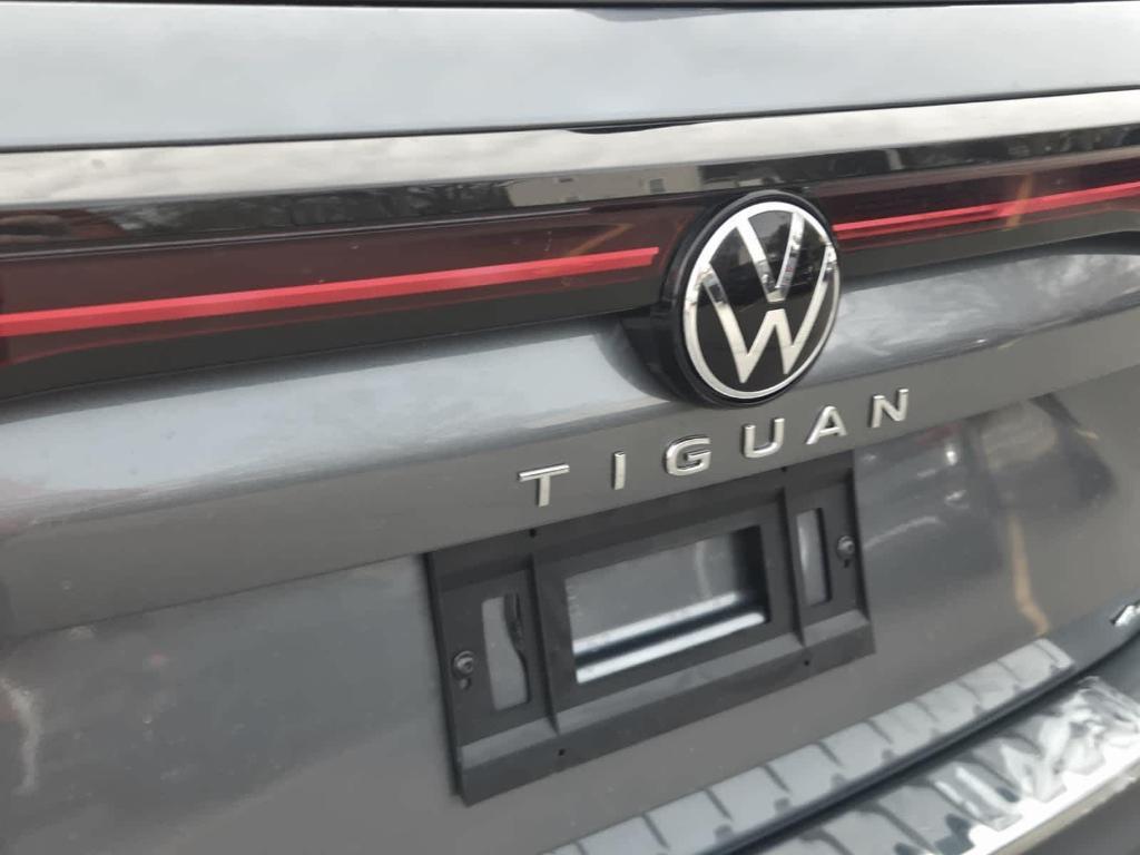 new 2026 Volkswagen Tiguan car, priced at $36,177