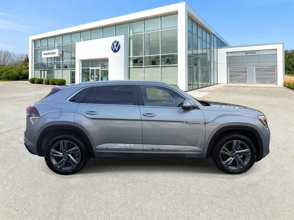 used 2024 Volkswagen Atlas Cross Sport car, priced at $34,995