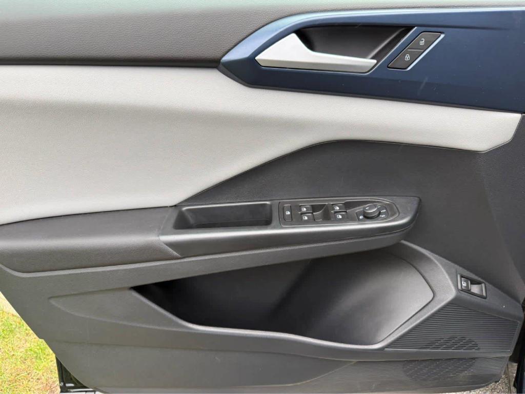 used 2023 Volkswagen Taos car, priced at $21,995