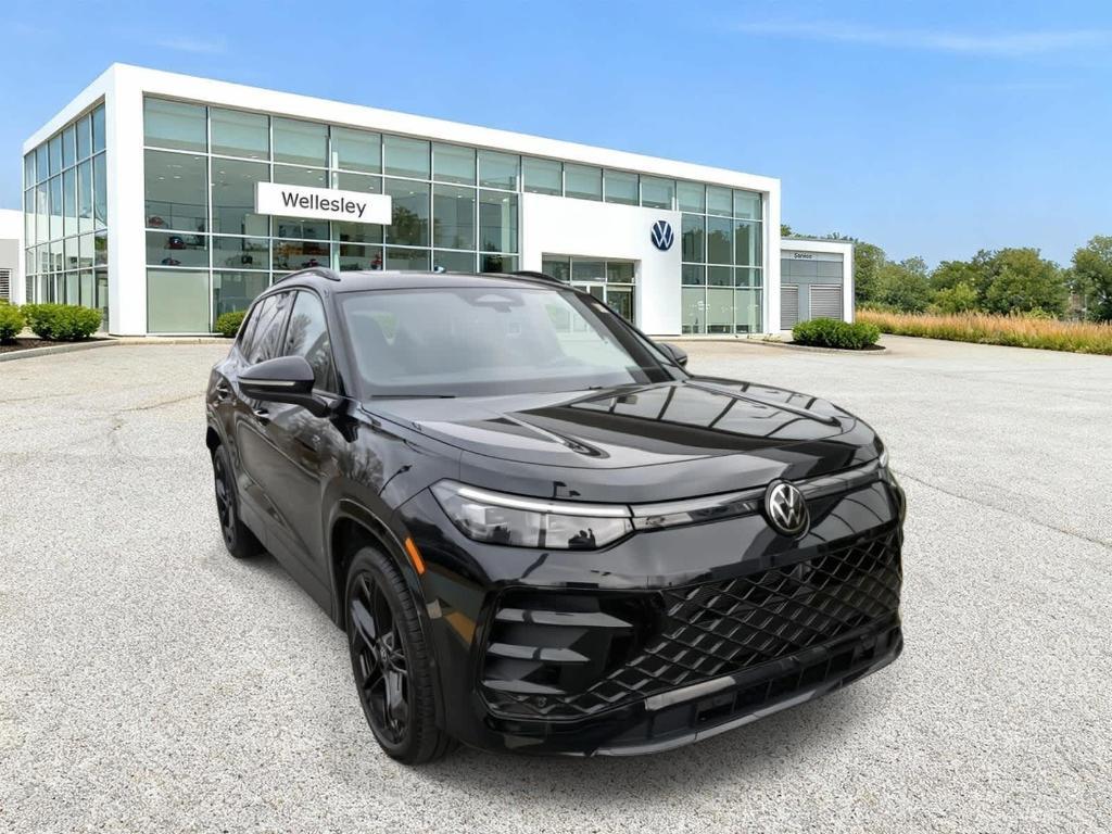 used 2025 Volkswagen Tiguan car, priced at $33,995