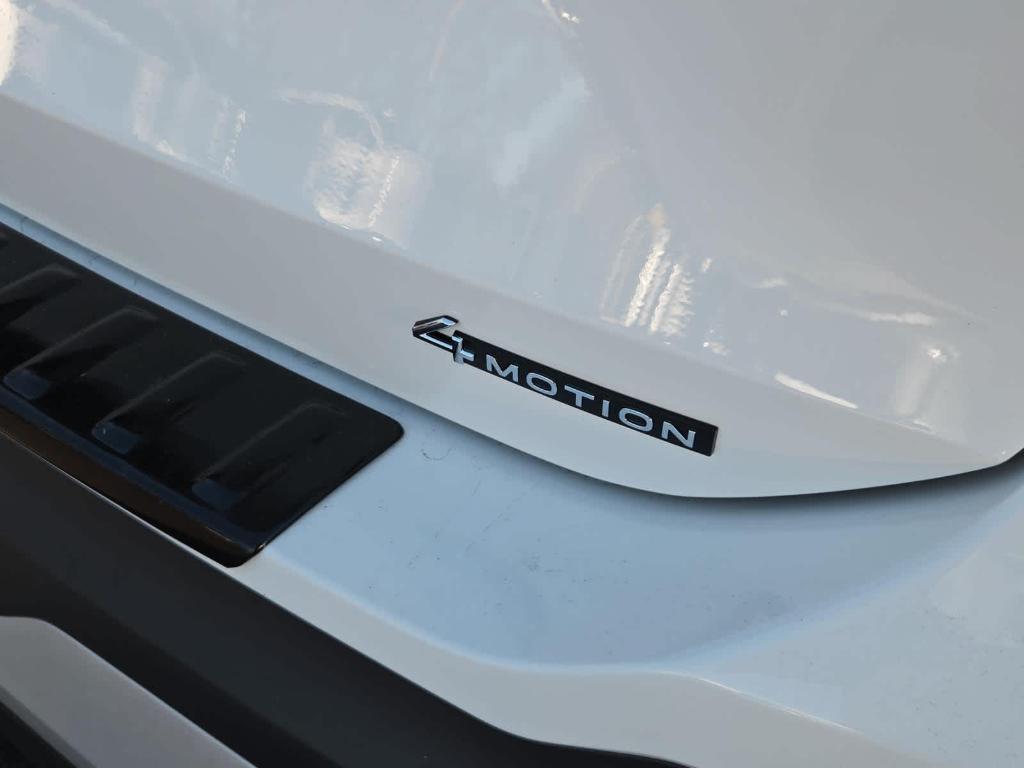 new 2026 Volkswagen Tiguan car, priced at $32,434