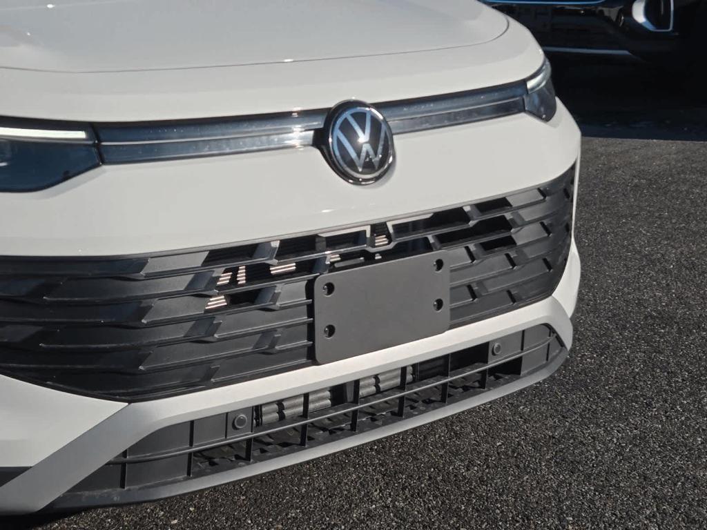 new 2026 Volkswagen Tiguan car, priced at $32,434