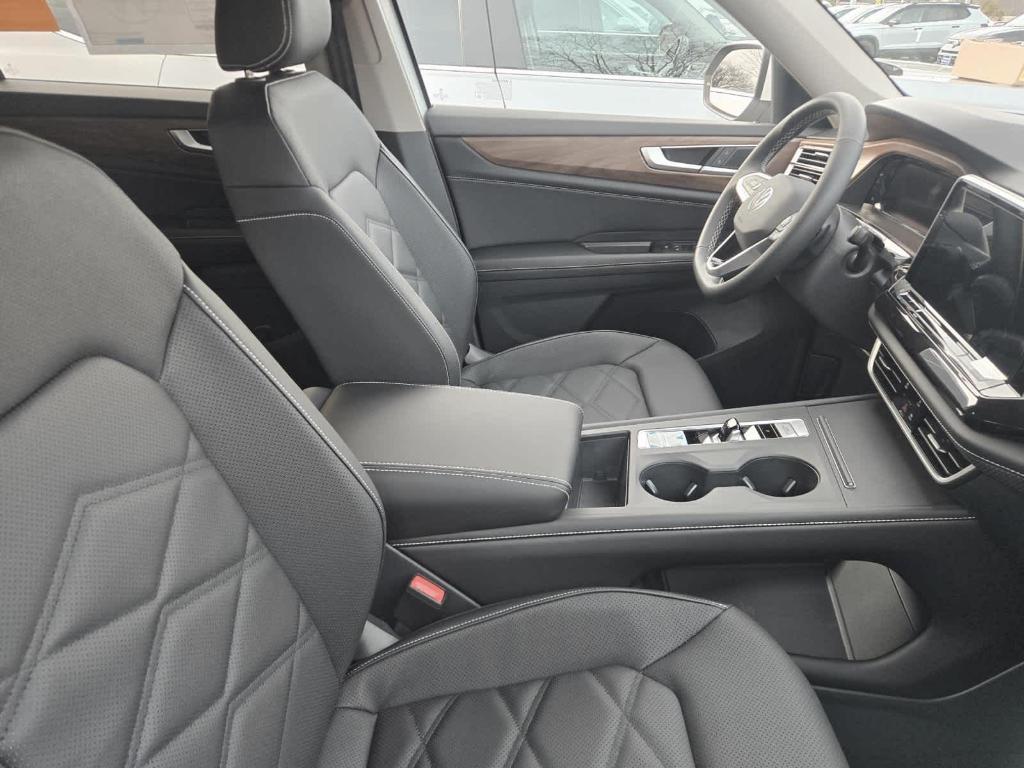 new 2026 Volkswagen Atlas car, priced at $39,821