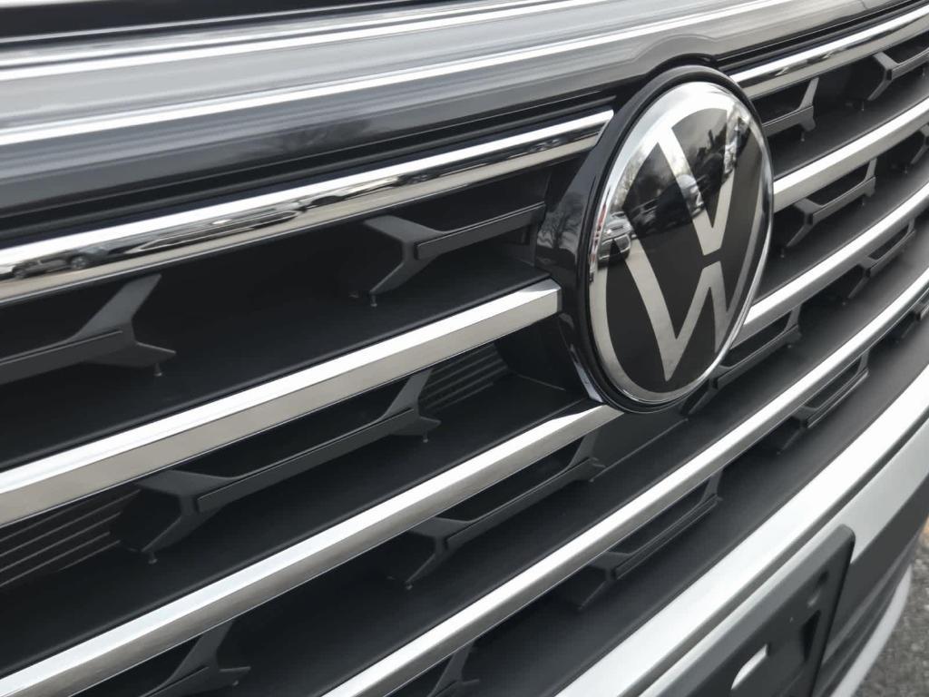 new 2026 Volkswagen Atlas car, priced at $39,821
