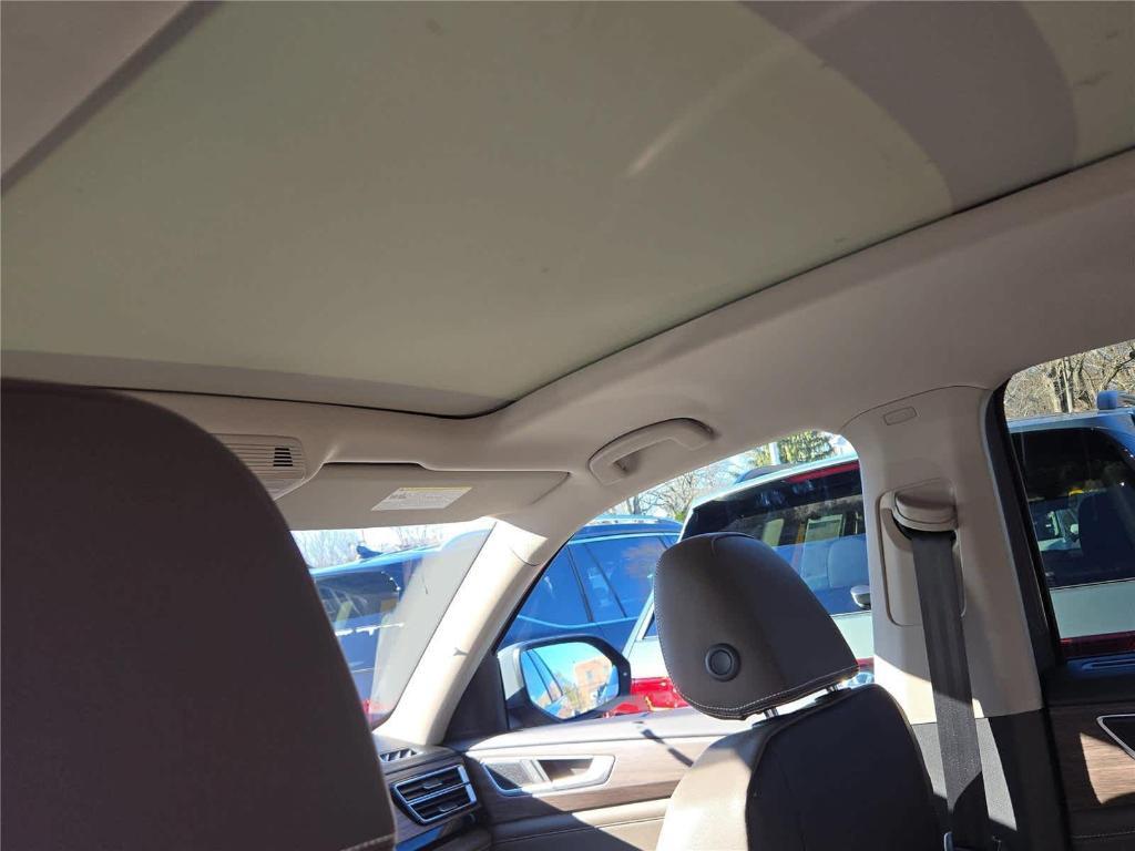 new 2026 Volkswagen Atlas car, priced at $48,371