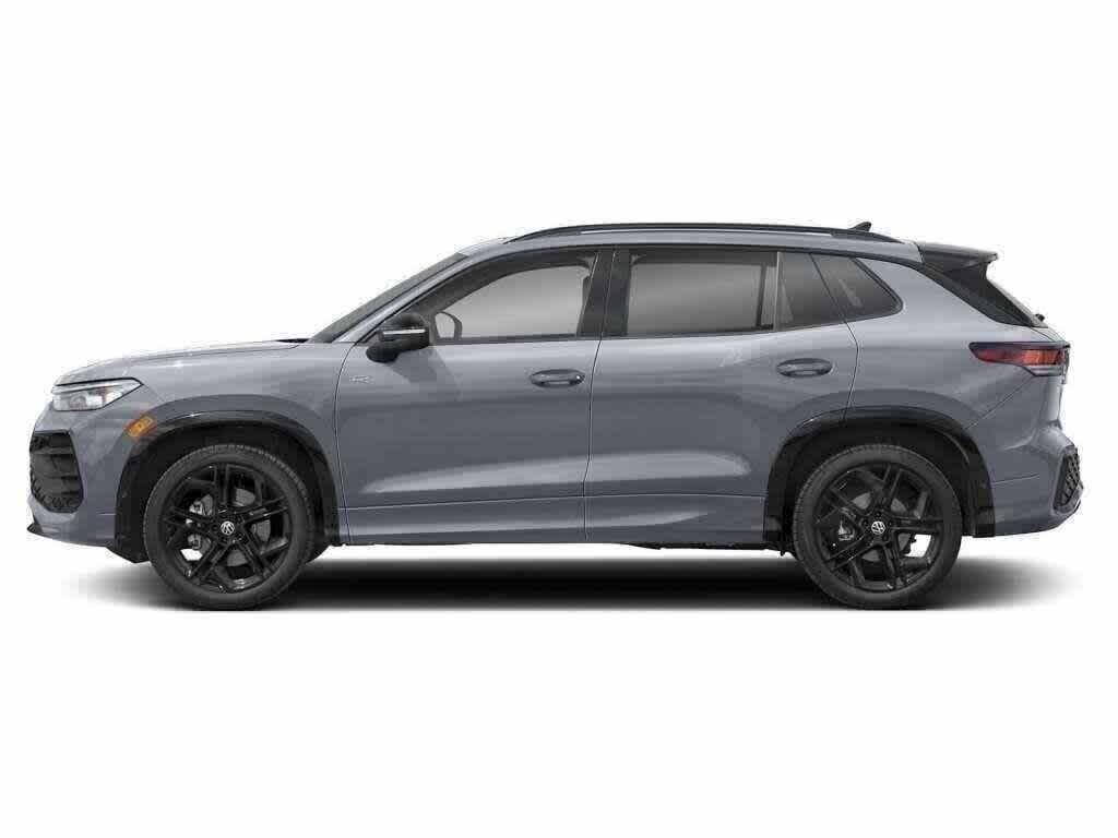 new 2026 Volkswagen Tiguan car, priced at $37,948