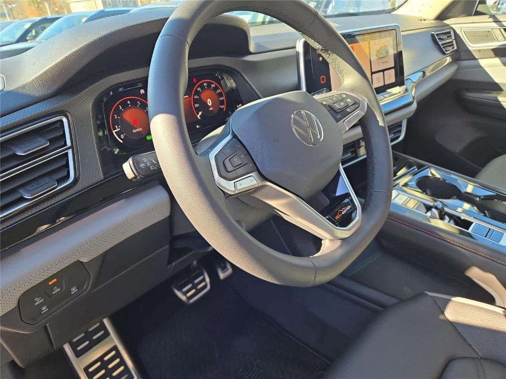 new 2026 Volkswagen Atlas car, priced at $45,871