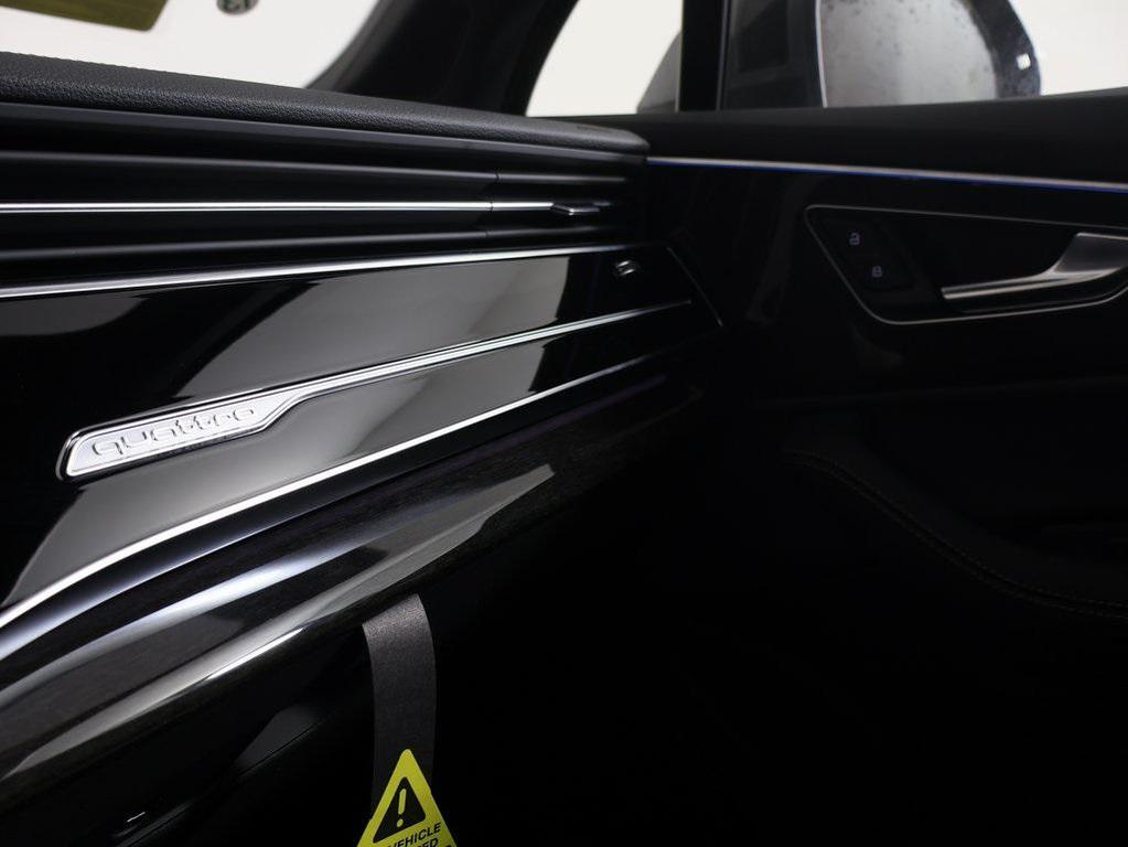 new 2026 Audi Q7 car, priced at $79,155
