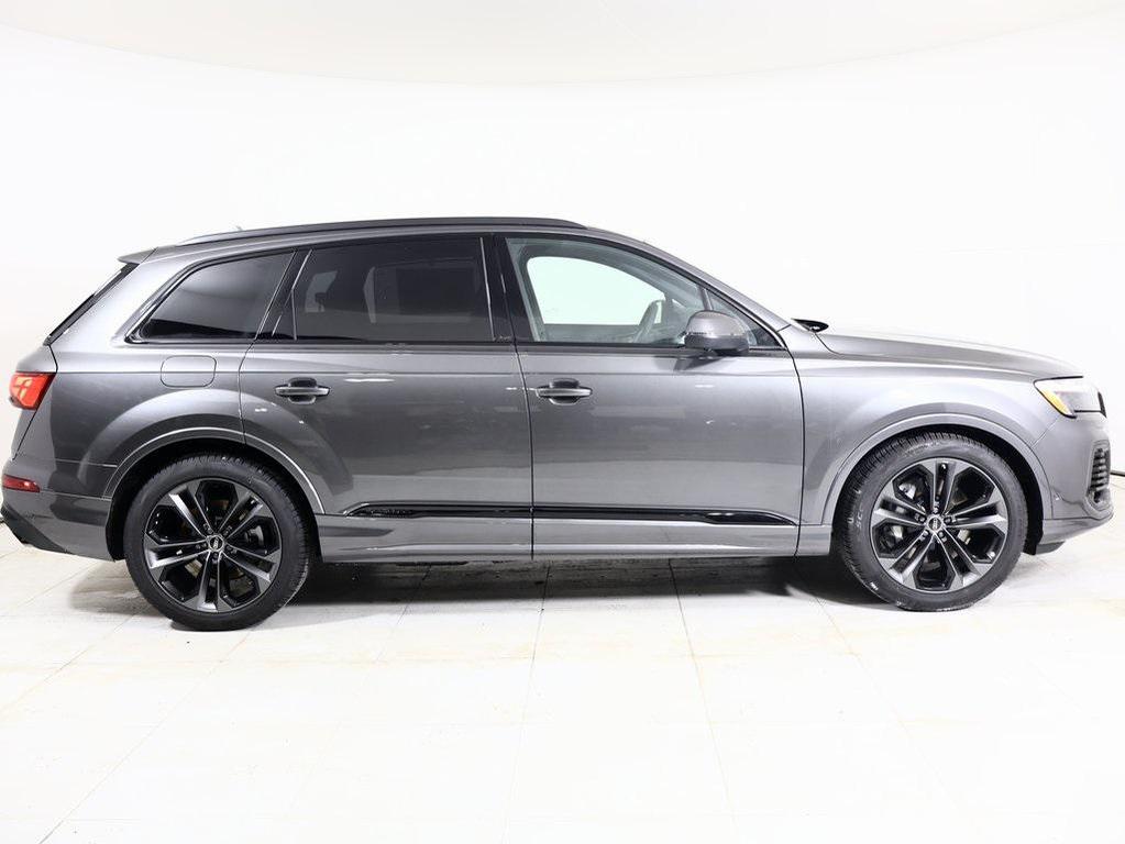 new 2026 Audi Q7 car, priced at $79,155