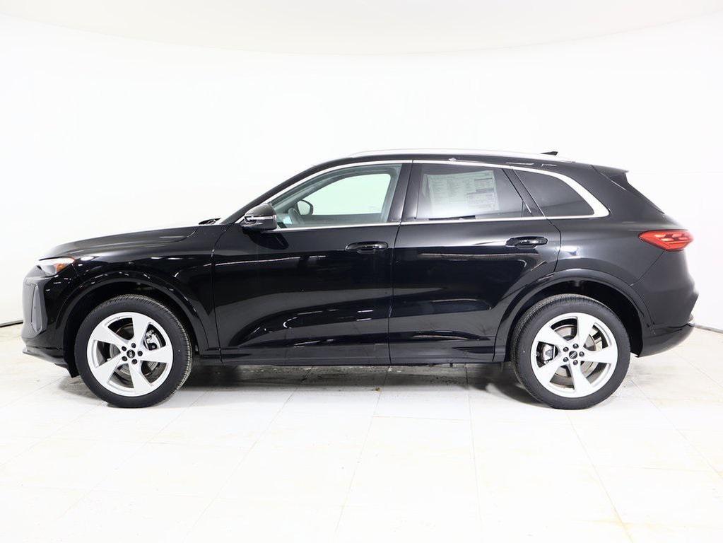 new 2025 Audi Q5 car, priced at $61,430
