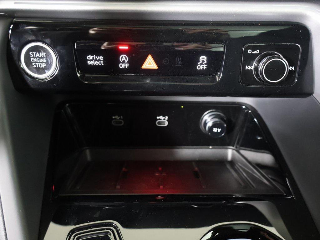 new 2025 Audi Q5 car, priced at $61,430