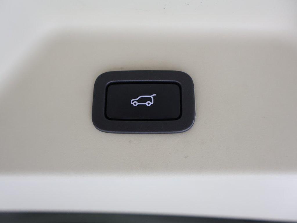 used 2020 Land Rover Range Rover car, priced at $33,850