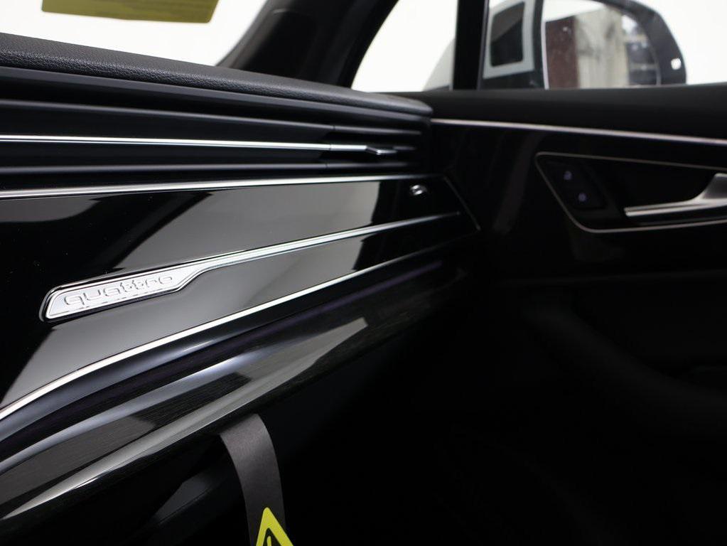 new 2026 Audi Q7 car, priced at $68,045