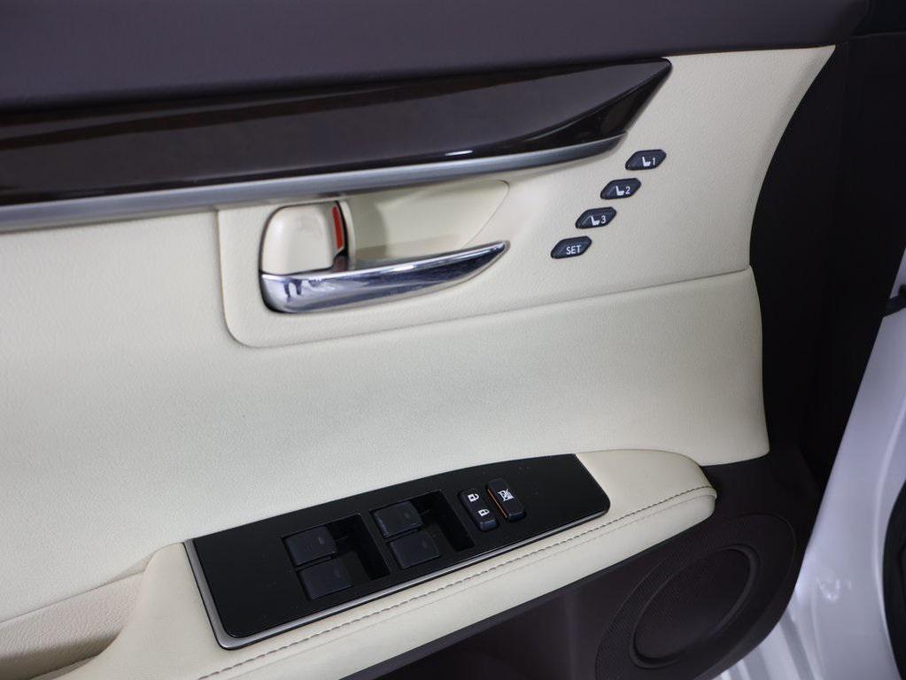 used 2017 Lexus ES 350 car, priced at $19,490