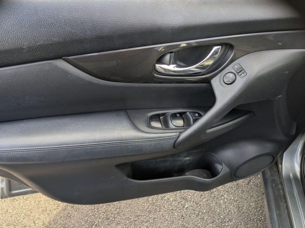 used 2018 Nissan Rogue car, priced at $12,813