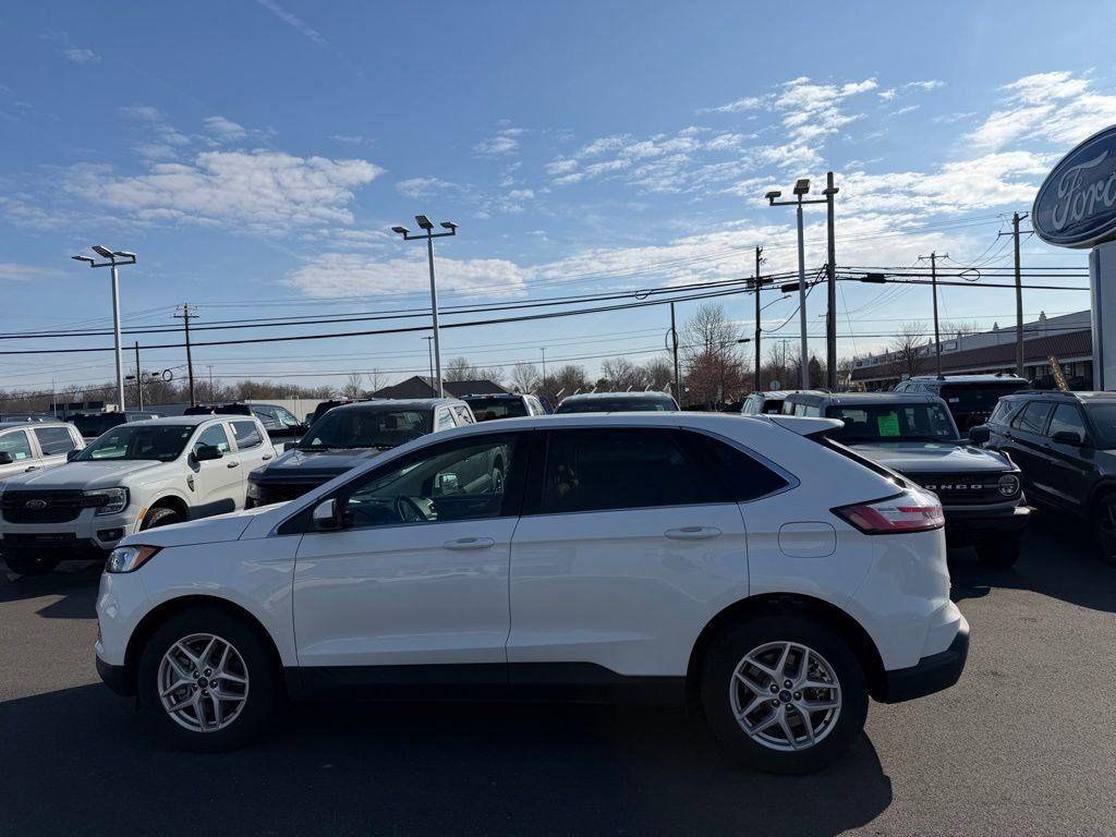 used 2022 Ford Edge car, priced at $27,990
