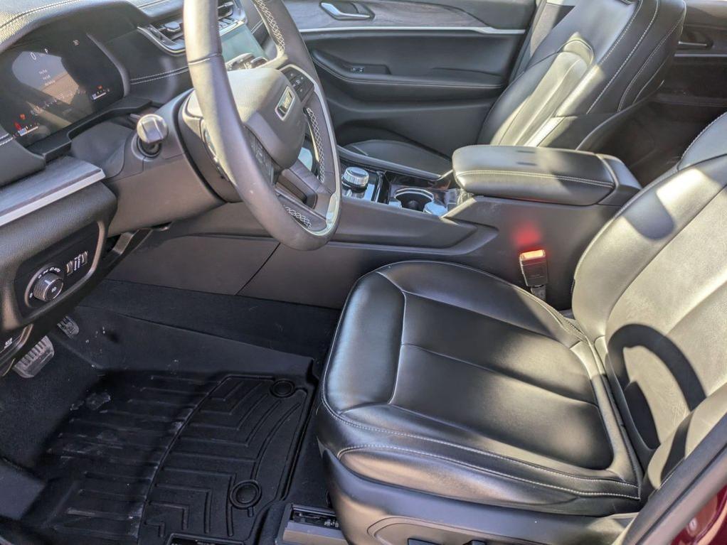 used 2023 Jeep Grand Cherokee car, priced at $31,495