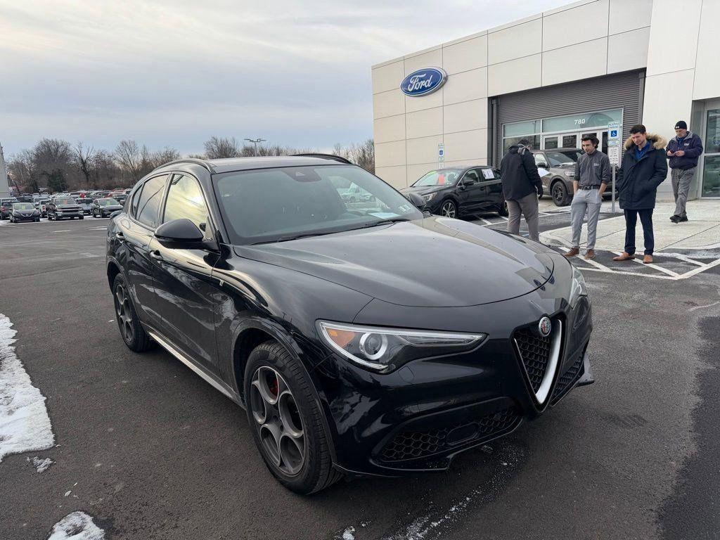 used 2023 Alfa Romeo Stelvio car, priced at $26,900