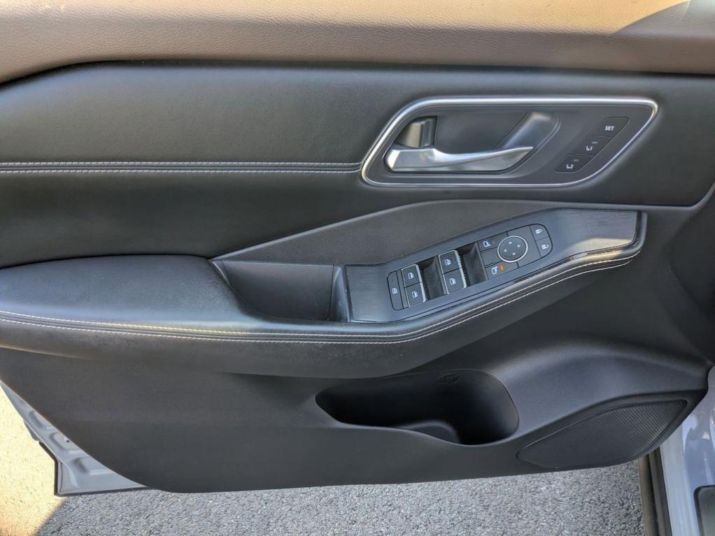 used 2021 Nissan Rogue car, priced at $21,500