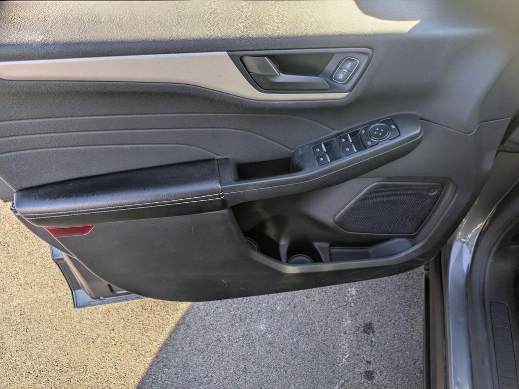 used 2022 Ford Escape car, priced at $19,259