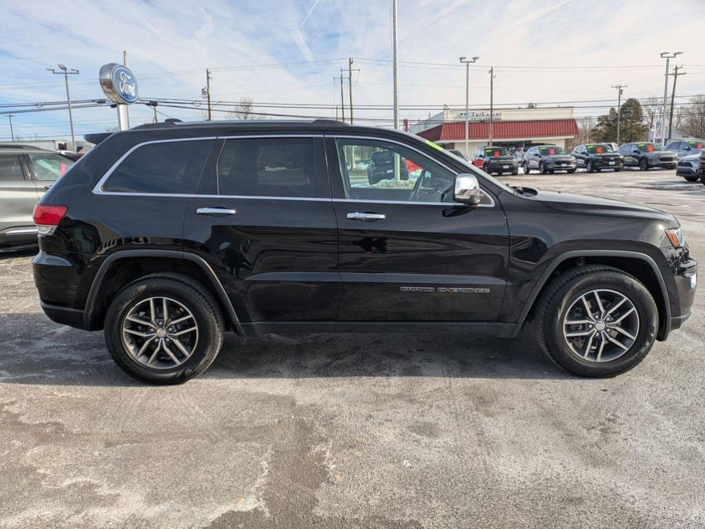 used 2018 Jeep Grand Cherokee car, priced at $14,874
