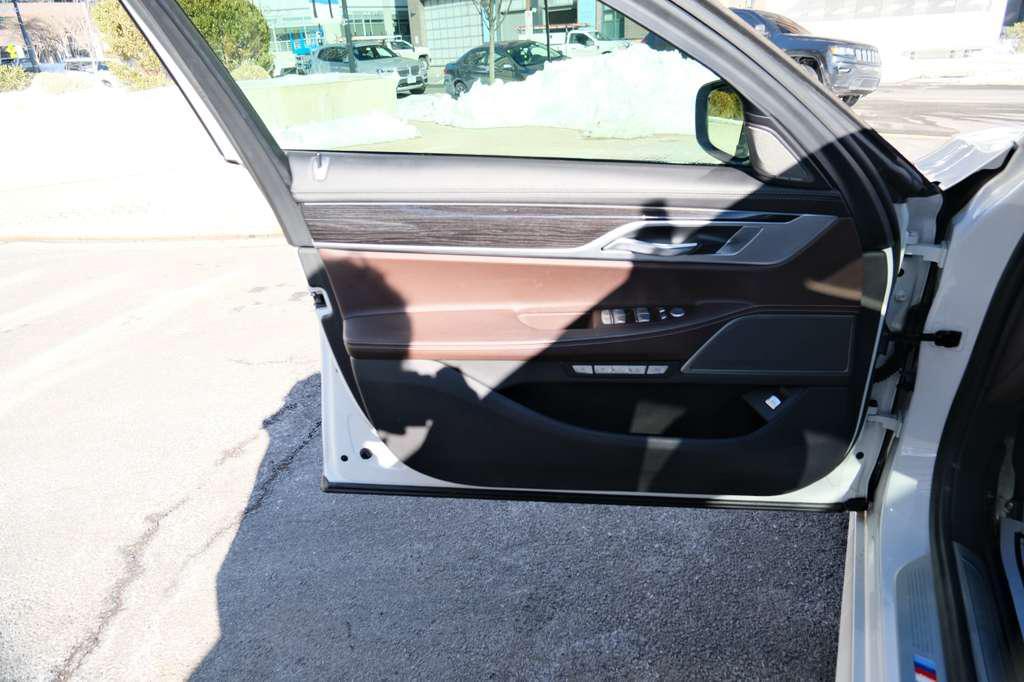 used 2018 BMW 750 car, priced at $23,571