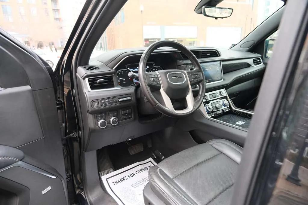 used 2021 GMC Yukon XL car, priced at $35,966