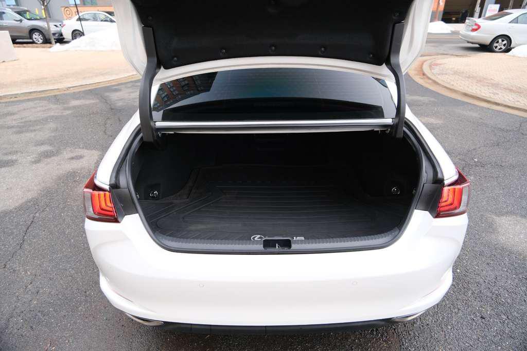 used 2019 Lexus ES 350 car, priced at $24,470