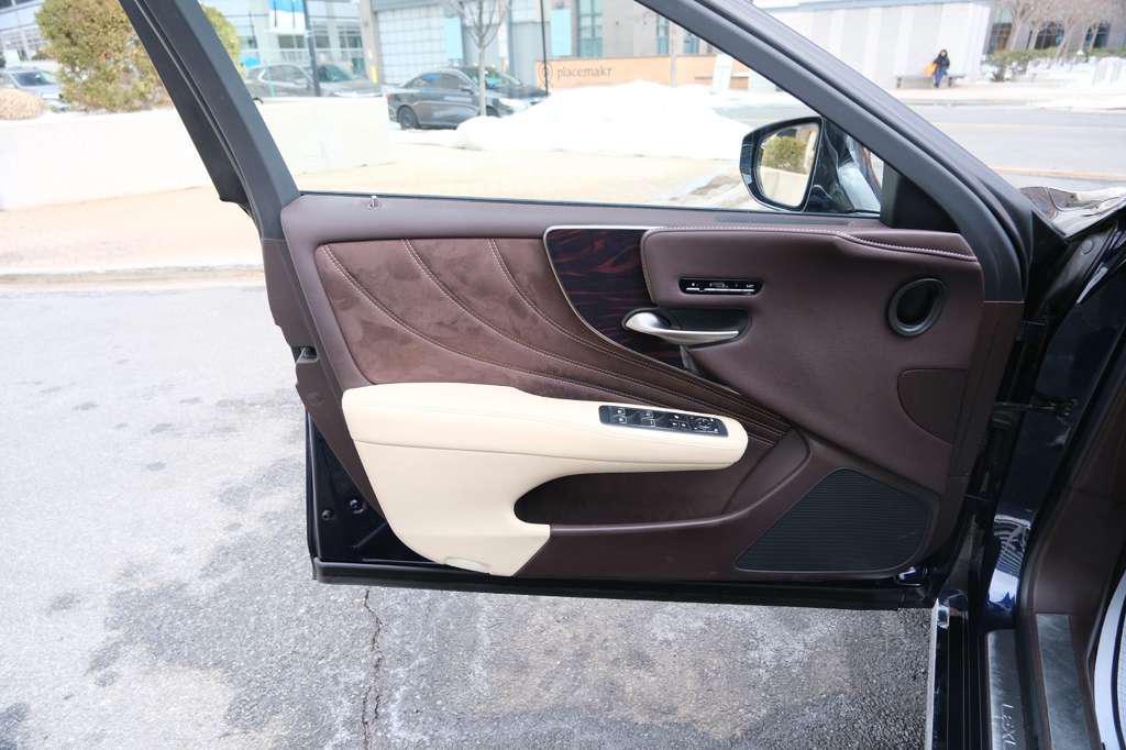 used 2018 Lexus LS 500 car, priced at $36,966