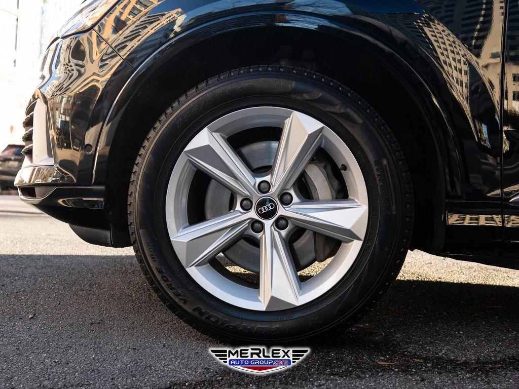 used 2021 Audi Q7 car, priced at $25,765