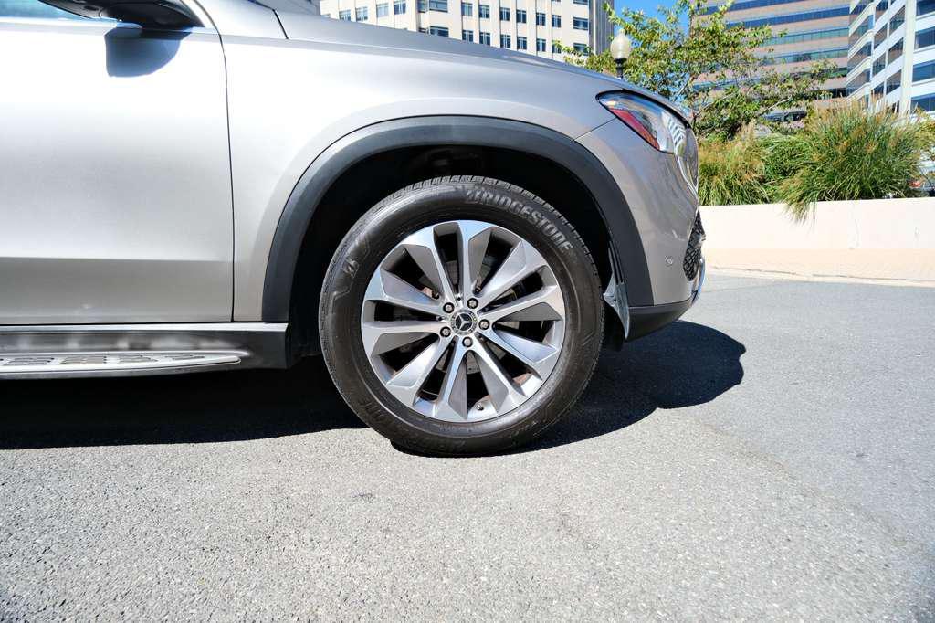 used 2020 Mercedes-Benz GLE 350 car, priced at $27,571