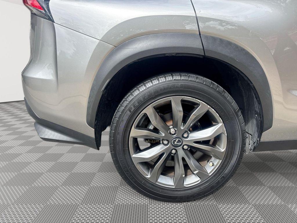 Lexus NX view 30