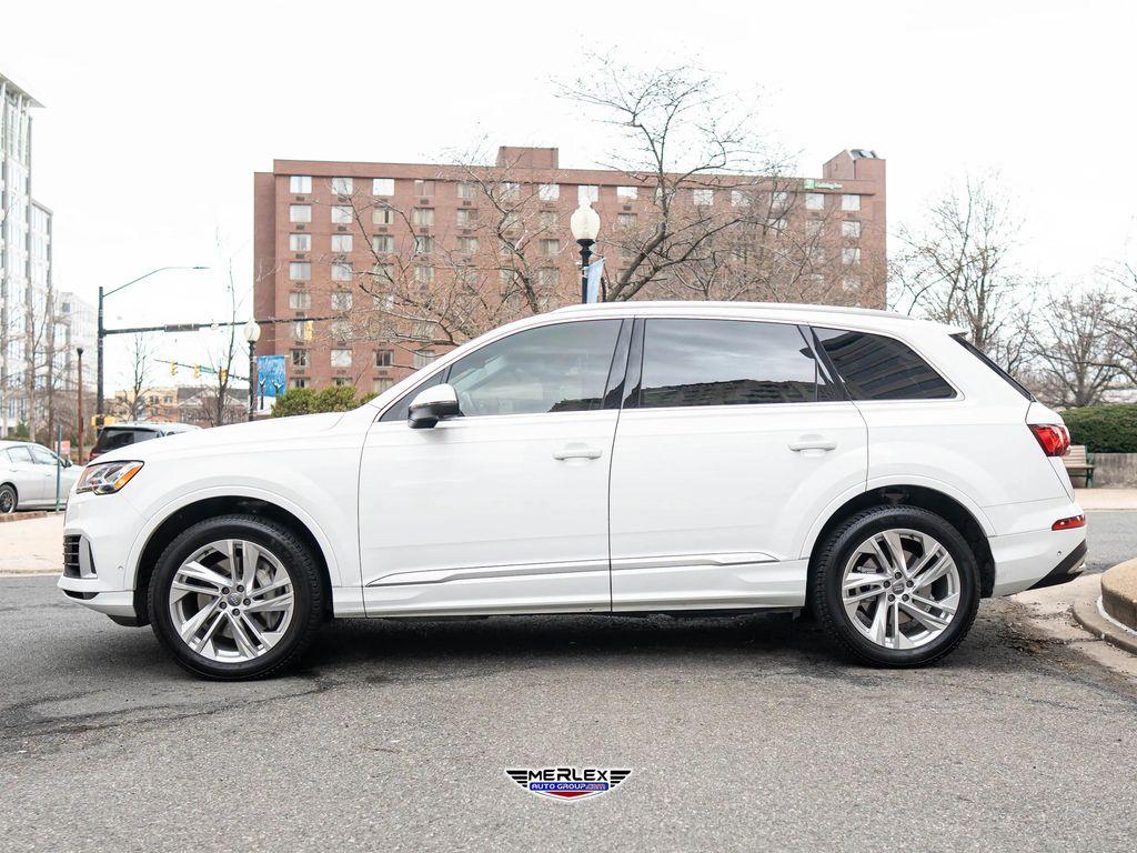 used 2020 Audi Q7 car, priced at $22,566