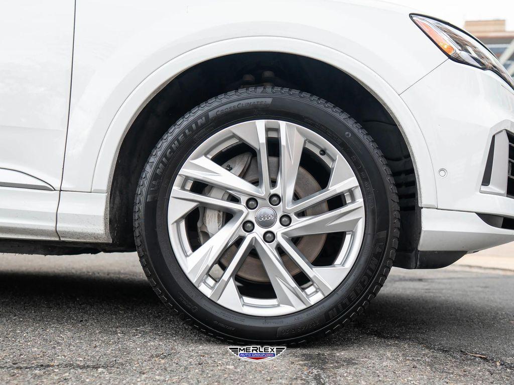 used 2020 Audi Q7 car, priced at $22,566