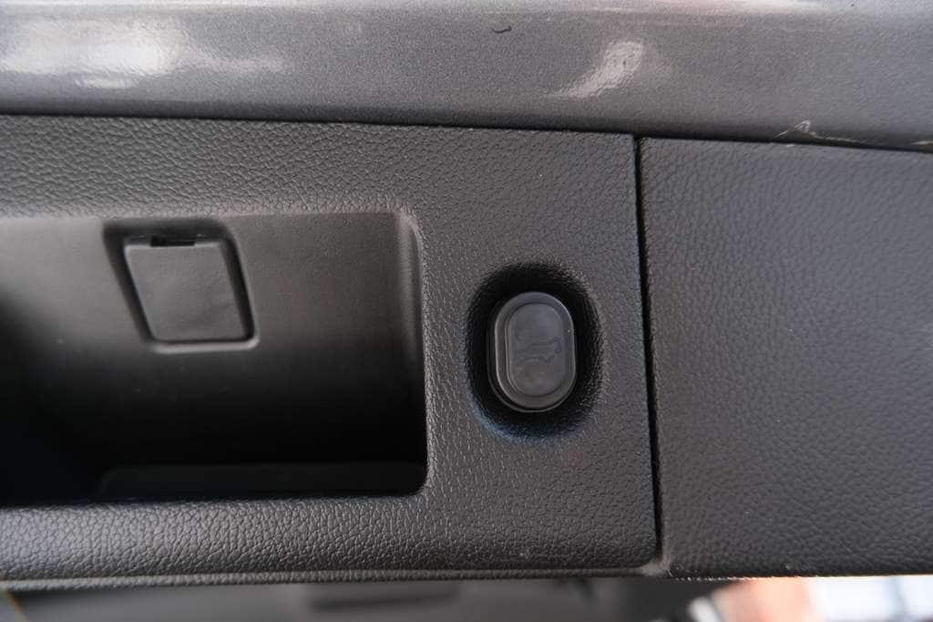 used 2020 Cadillac Escalade car, priced at $30,966