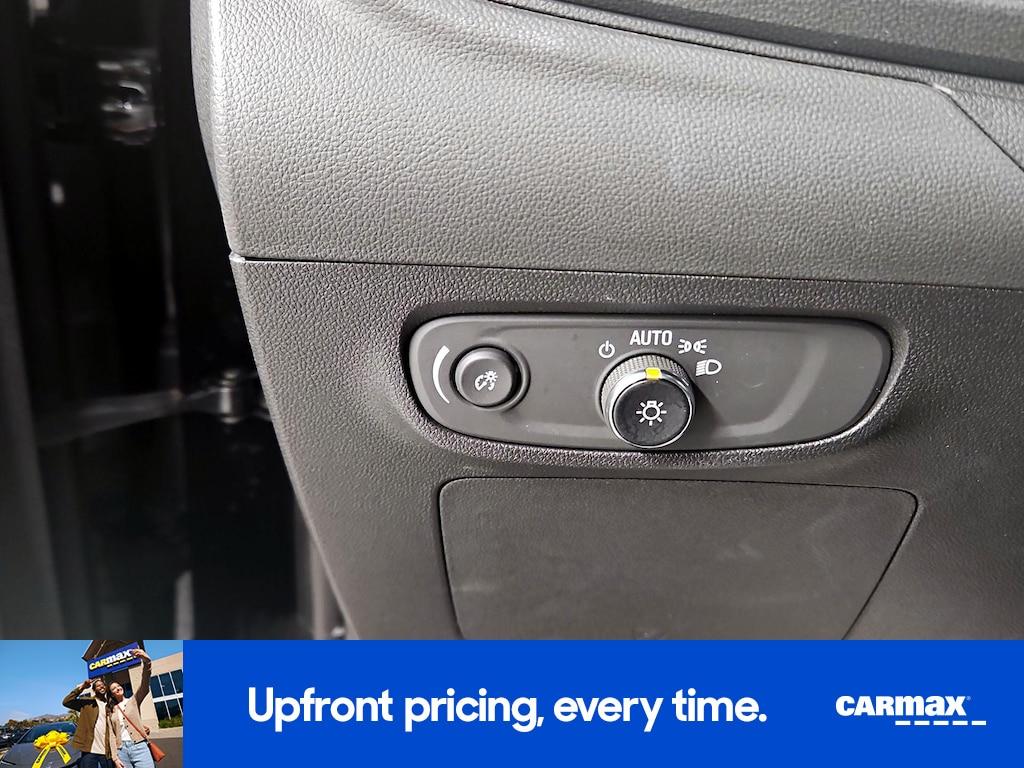 used 2025 Buick Encore GX car, priced at $20,998