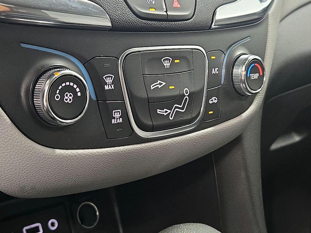 used 2024 Chevrolet Equinox car, priced at $19,998