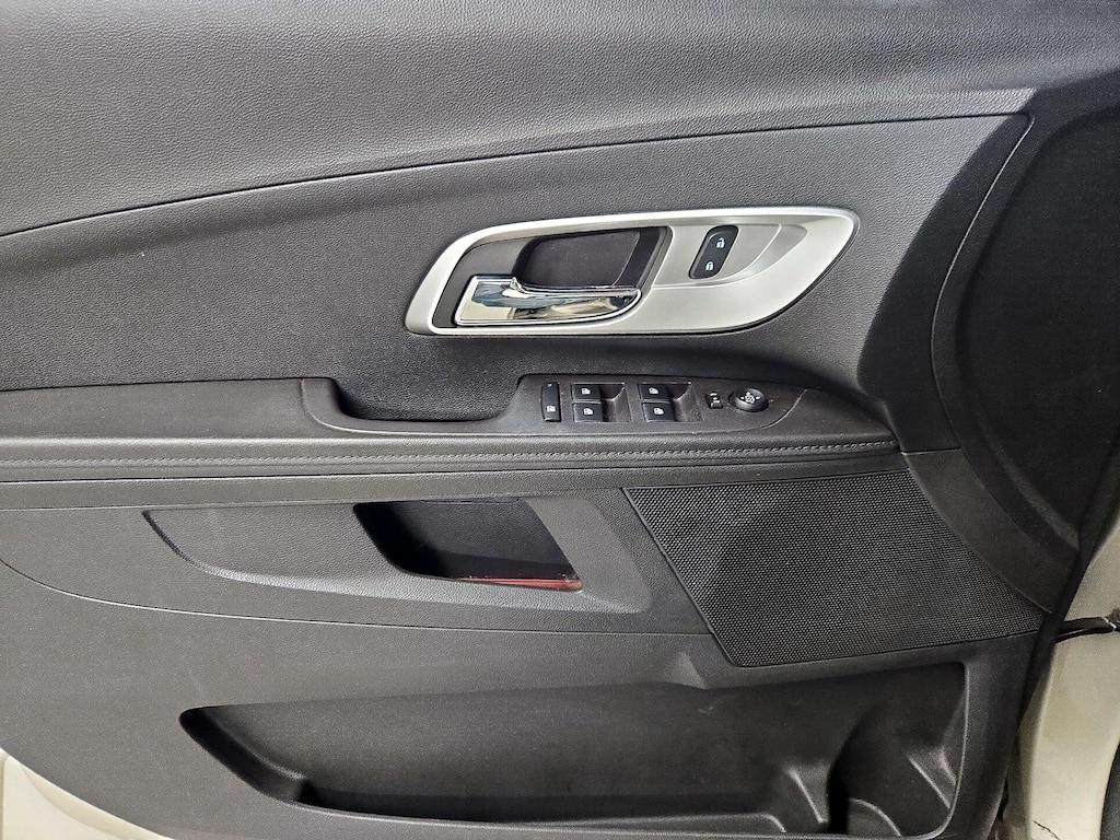 used 2015 Chevrolet Equinox car, priced at $13,599