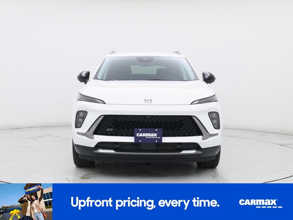 used 2025 Buick Envision car, priced at $28,998