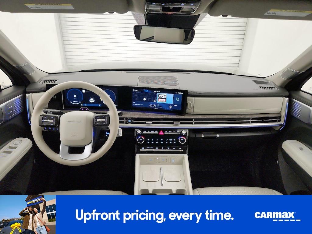 used 2024 Hyundai Santa Fe car, priced at $34,998