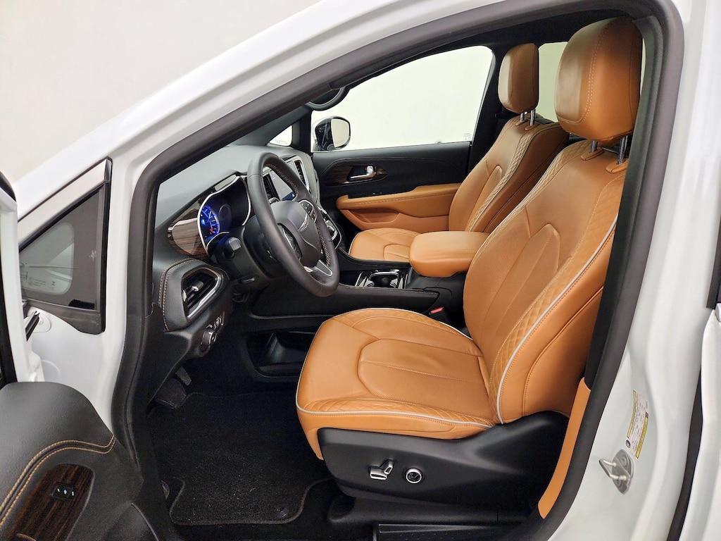 used 2023 Chrysler Pacifica Hybrid car, priced at $37,998