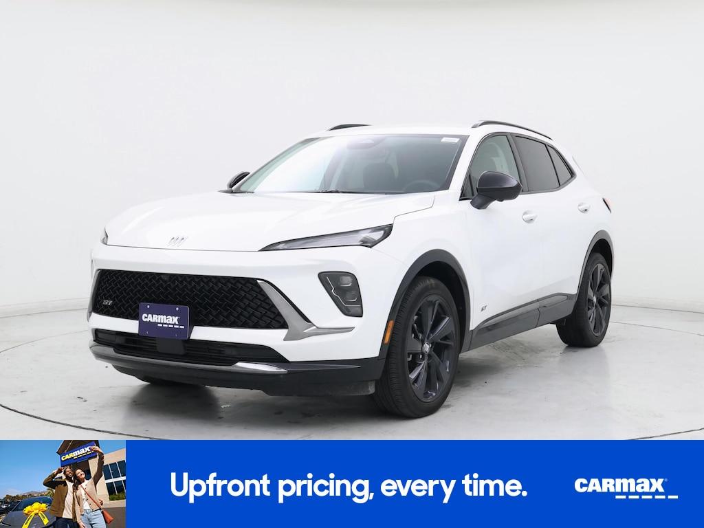 used 2025 Buick Envision car, priced at $31,998