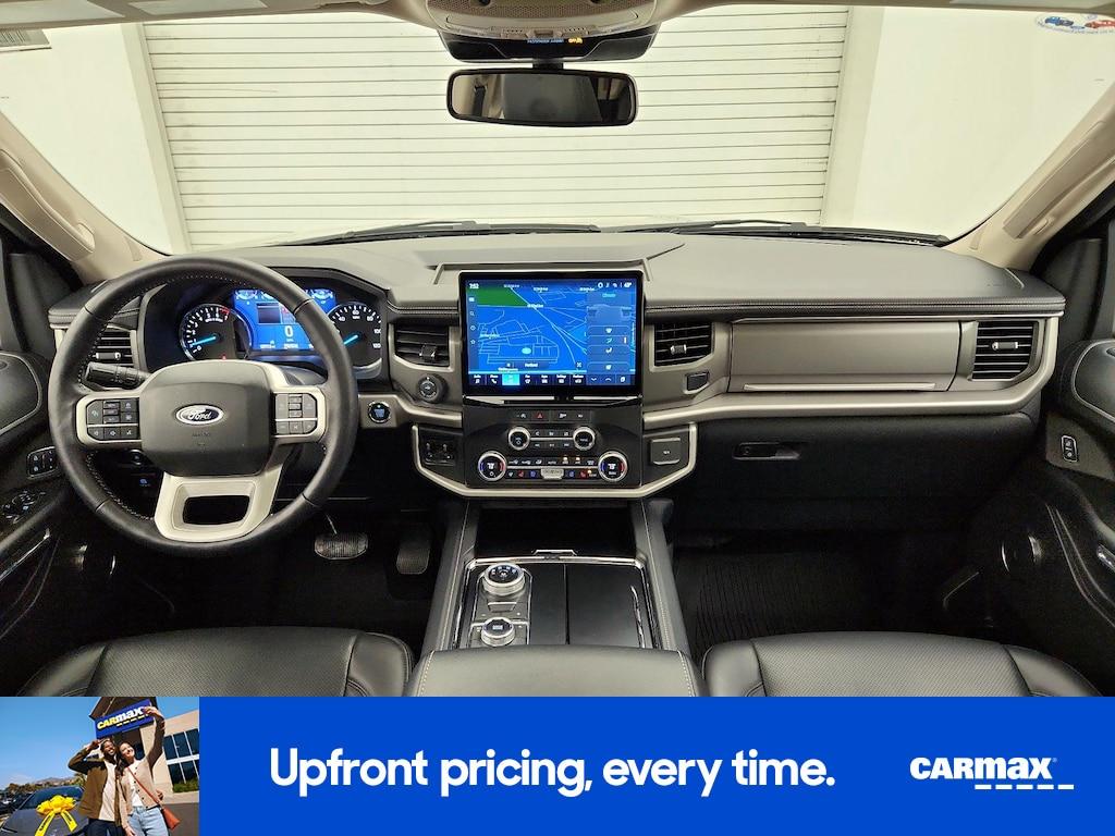 used 2024 Ford Expedition car, priced at $52,998