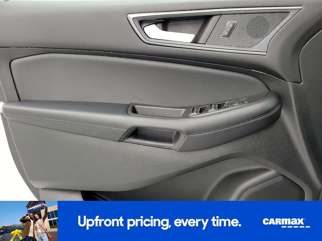 used 2024 Ford Edge car, priced at $27,998