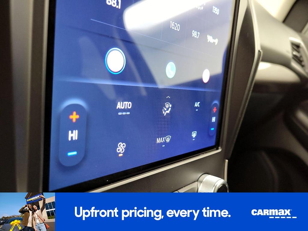 used 2024 Ford Edge car, priced at $27,998