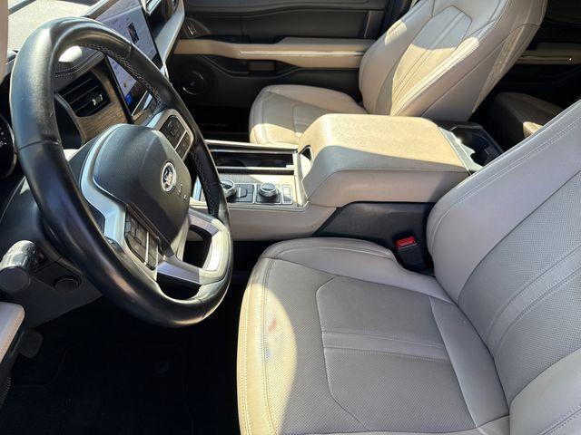 used 2024 Ford Expedition car, priced at $47,500