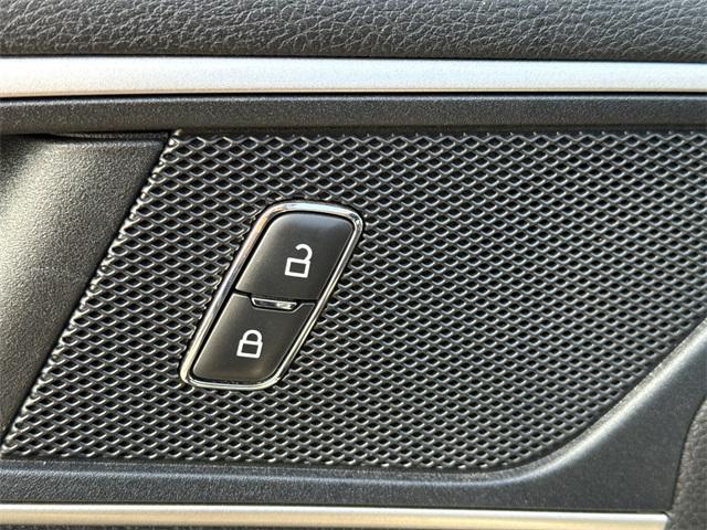 used 2022 Ford Edge car, priced at $24,600