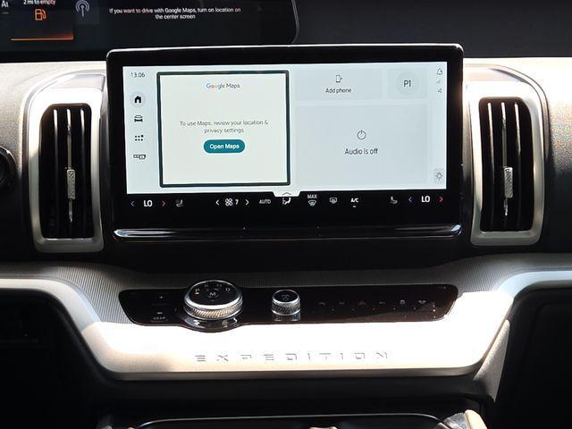 new 2025 Ford Expedition car, priced at $65,000
